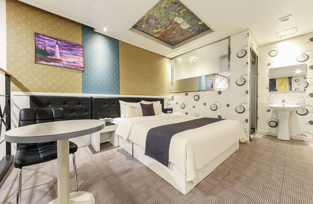 Wanju Geogi Self Check-in Motel 1