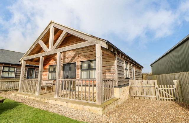 WANSBECK, pet friendly, with a garden in Longframlington