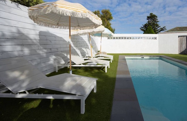 Warm Heated Pool All Year - Palm Springs