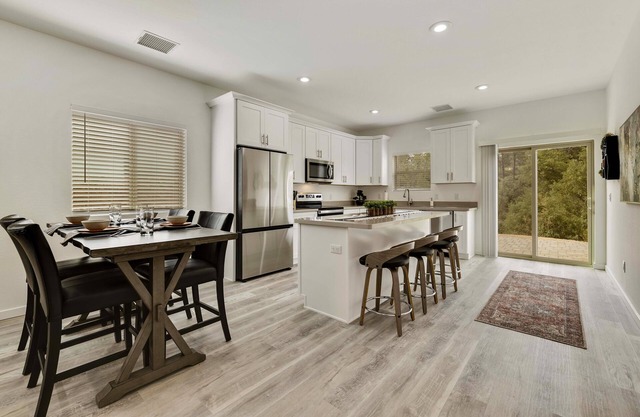 Watching Wildlife: Private Oasis for 4 w/Patio, BBQ & Parking. Step Inside!