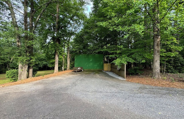 Water's Edge Oconee - Rest & Play by River, Lake, and Pool close to Athens, GA