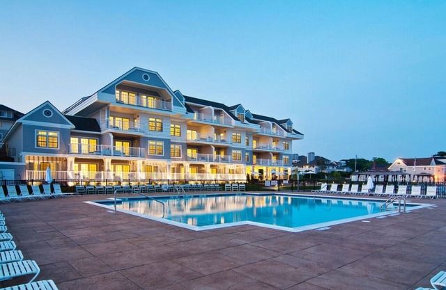 Water's Edge Resort and spa w indoor and outdoor pool and beach. Condo Sleeps 4