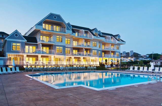 Water's Edge Resort & Spa