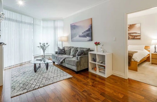 Waterfront 2 Bedroom Apartment North Vancouver!