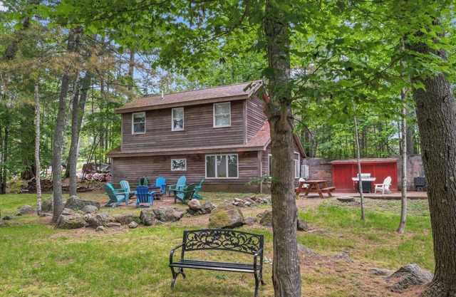 Waterfront-40min to Acadia-Main House-Fire Place