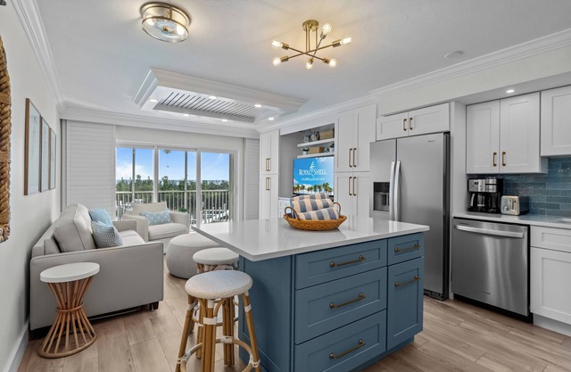 Waterfront Bayside Villas Condo- Captiva