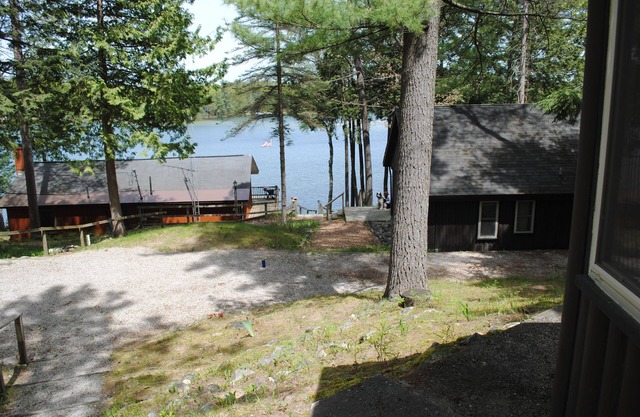 Waterfront Bellaire Style Cabins 20 min from Downtown Traverse City - Cabin #4