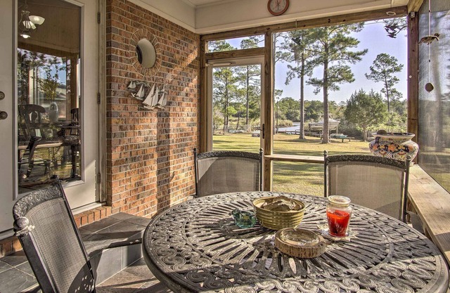 Waterfront Foley Home w/ Dock - 6 Mi to Beach!