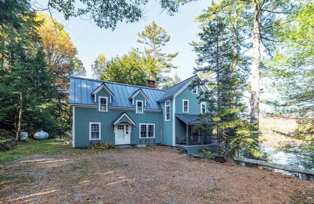 Waterfront Home w/Fireplace near Sunday River