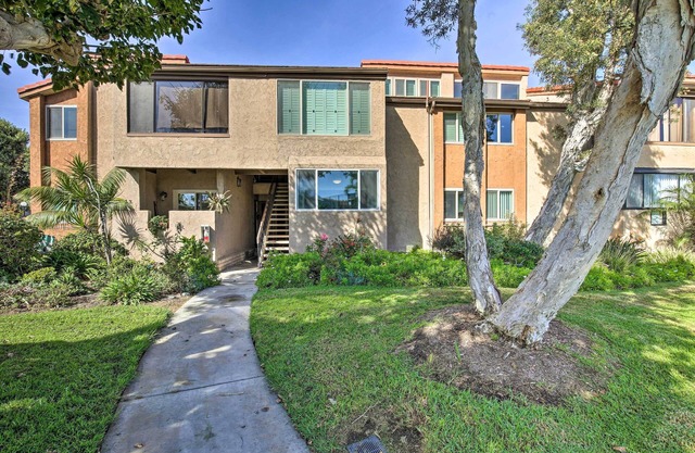 Waterfront Huntington Beach Condo w/Fire Pit