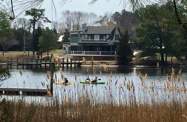 Waterfront Tranquil Escape-Single Family/Gated Community/Pool/Tennis Courts