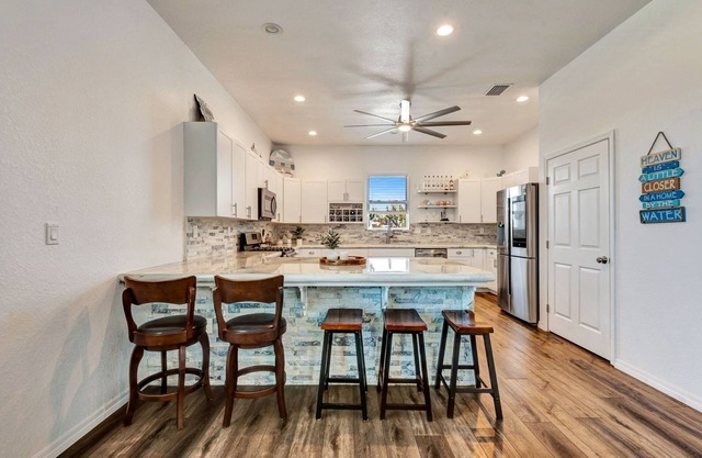 Waterfront with Ocean Access in Bradenton