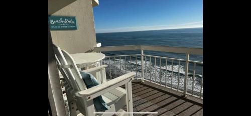 Waters Edge Resort