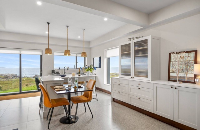 Wave Watcher- Luxurious Chalet