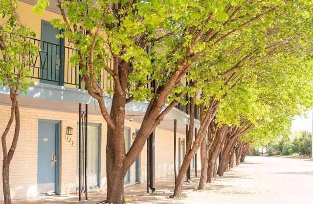 Wayfarer Inn Woodward