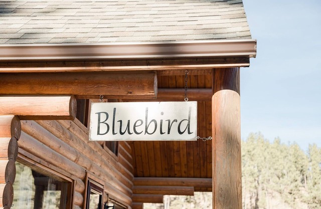 Welcome to Bluebird Retreat!