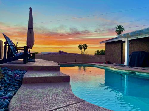 Welcome to Casa Azul Havasu, Resort Style Backyard with Pool Spa