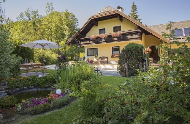 Welcome to our apartment Claudia