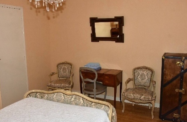 Welcome to our house in the city center, with all shops nearby.