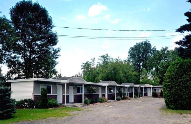 Welcoming apartment with AC in charming Shefford