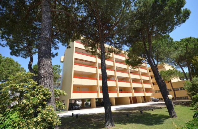 Welcoming studio with a beautiful terrace by Beahost Rentals