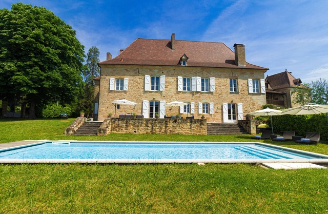 Welcoming Village Manor House with Pool - Ideal for Families - Dordogne & Lot