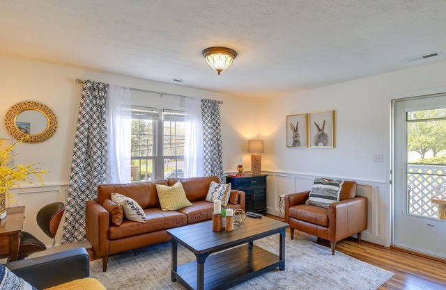 Well-Equipped Wytheville Apt: Walk to Main Street!