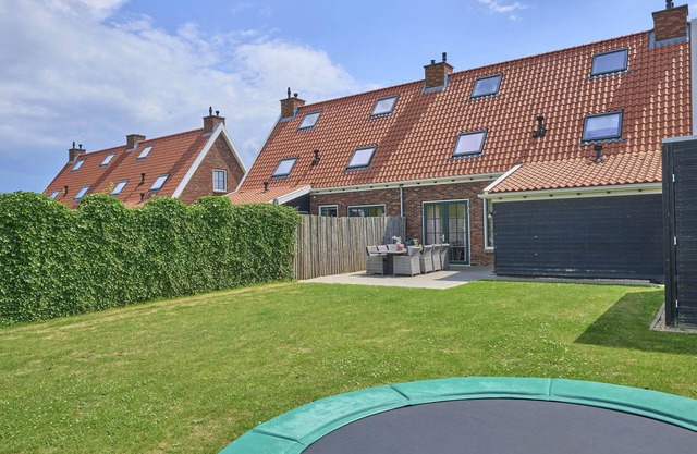 Wellness villa with sauna, garden and sea nearby