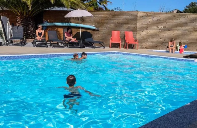 WEST CAMPING * - Mobilhome Standard 20m2 - 1 bedroom under pine trees 2 people