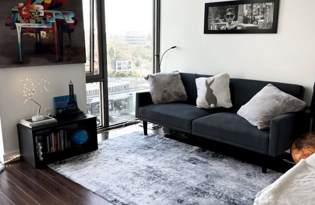 West Hollywood - Elite High Rise Living