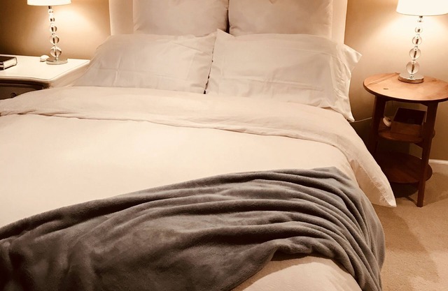 West Seattle Beach Town Vibe, Relax - Unwind