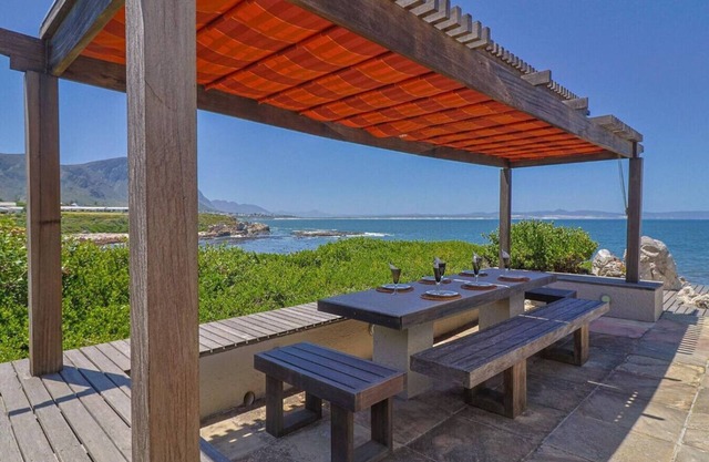Whalehaven Villa - Oceanfront bliss with pool
