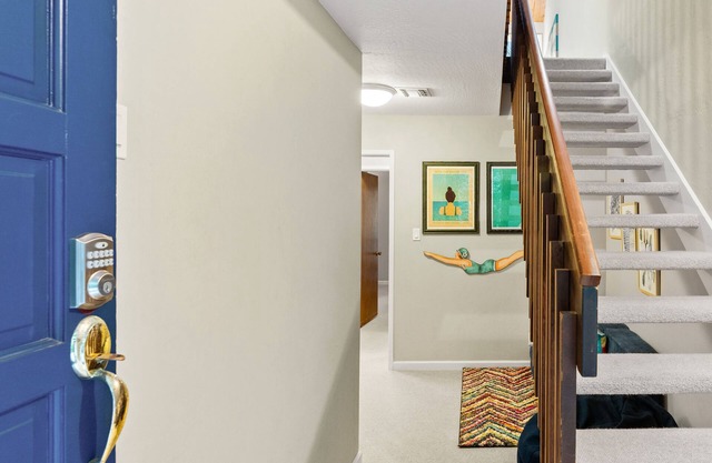 Whaler's Walk Lagoon