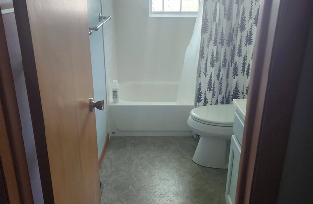 Where Comfort Meets Character – A Sweet 2-Bedroom Hideaway