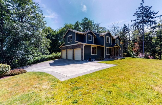 Whidbey Hollow Retreat