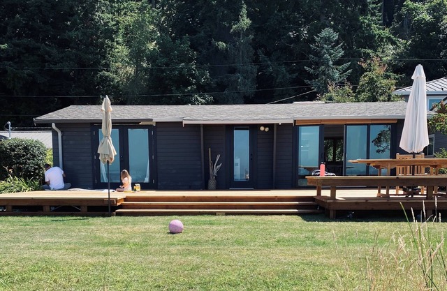 Whidbey Island Beachfront Cabin No-Bank Sandy Beach + Sunset Views