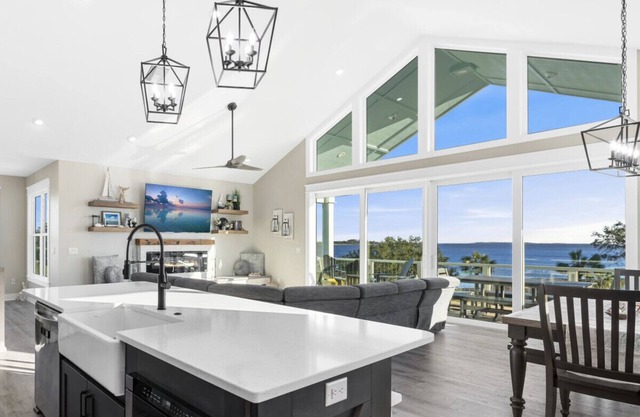 Whispering Waves ~ Family Retreat