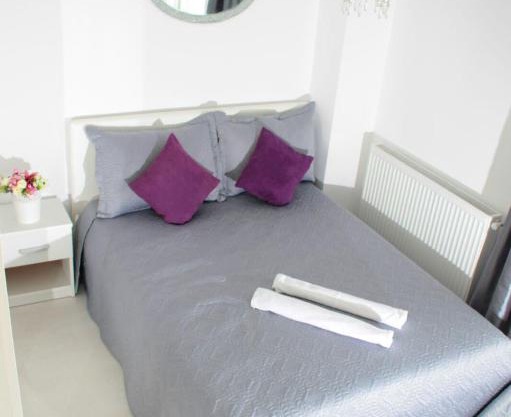 White Luxury Apartment