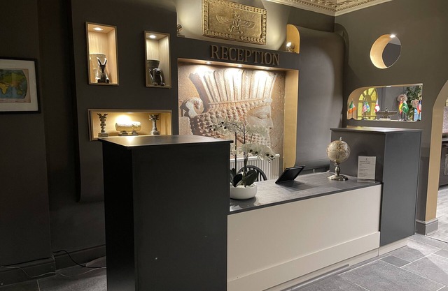 White Rose Hotel and Restaurant