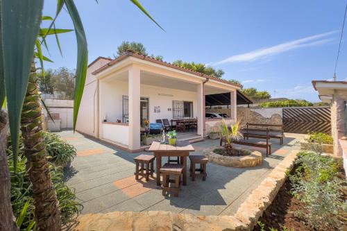 White Sand Private Villa