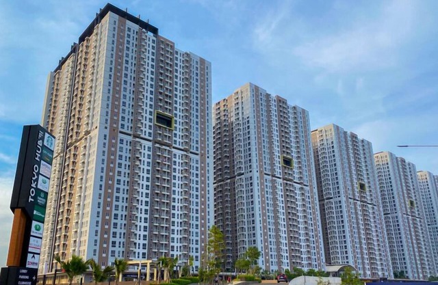 White Toned Style 2Br Tokyo Riverside Pik 2 Apartment