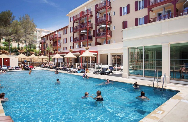 Wi-Fi gratuit | 10 Minutes de la Plage à Pied!