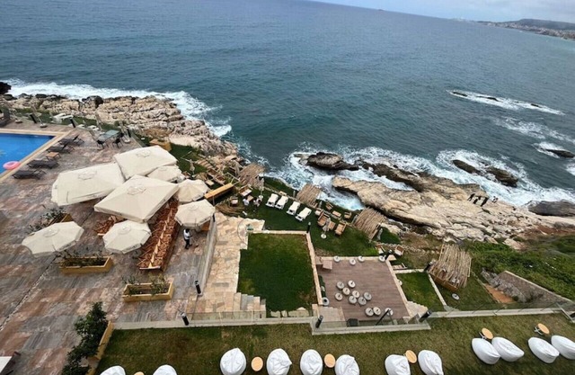 Wild Areca: Beachfront Exotic Room in Batroun