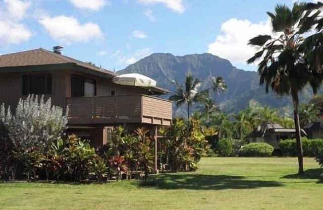 Wilikeiki - a 1br/1ba cottage on the beach in Hanalei - with Wilikoki