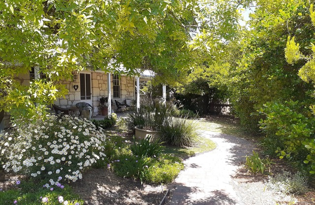 Williamstone Cottage (circa 1920)