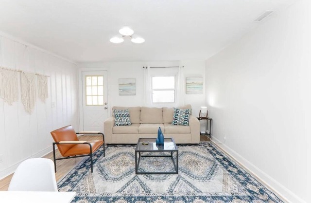 Willoughby Spit Sojourn | Beach Side | 2 BR