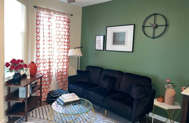 Wilshire Charm: Modern 1BR1BA Apartment