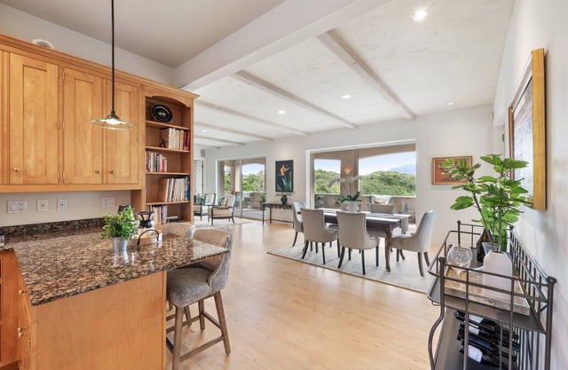 Wine Country Estate for 6