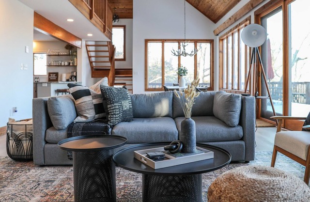 Wintergreen MTN Chateau + Near Slopes + hikes + 151 breweries/wineries