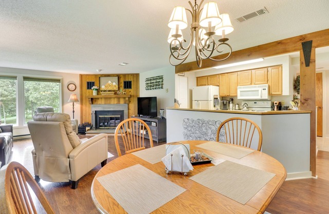 Wintergreen Resort Vacation Rental w/Balcony!